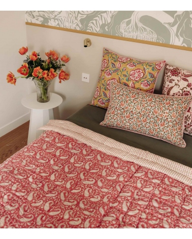 Paisley quilt