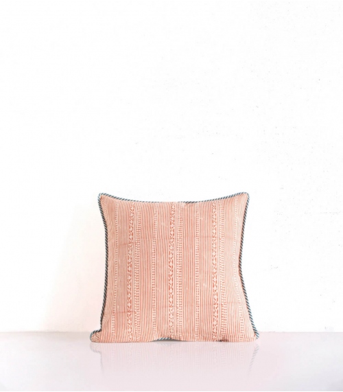 Housse de coussin tissée