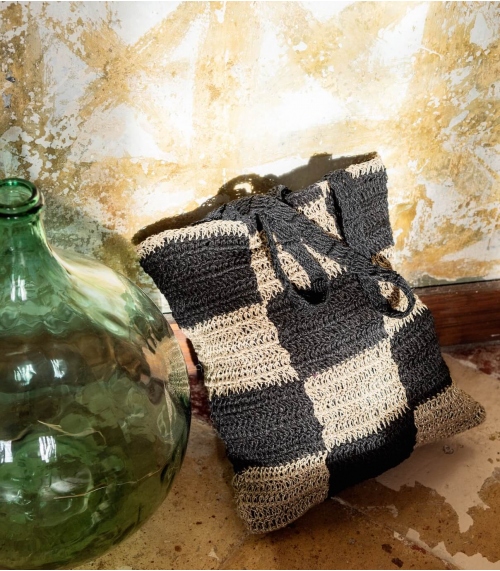 Sac crochet à la main / 43 x 38 cm