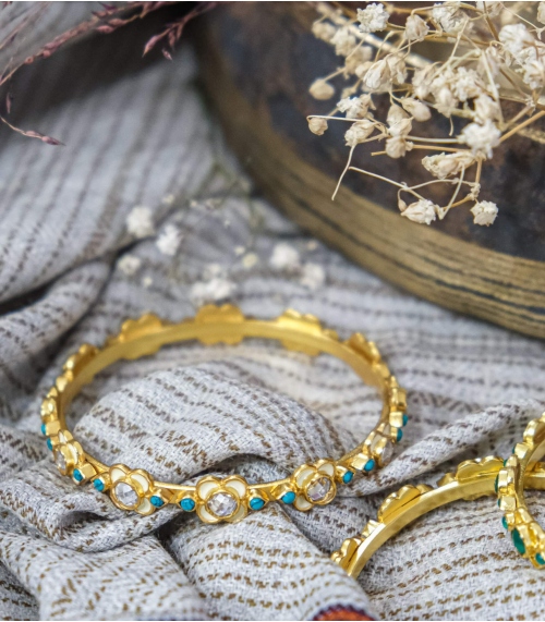 Bracelet indien argent plaqué or et turquoises