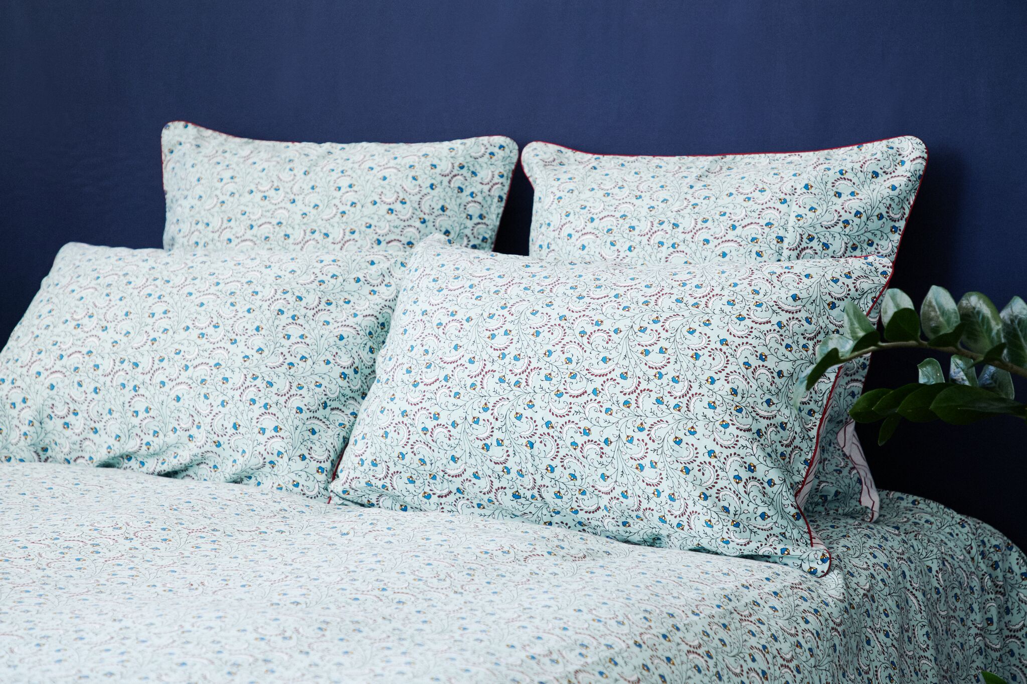 Jamini cushion covers